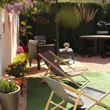 Studio Avec Jardin Et Parking Prives Борм-ле-Мимоза Экстерьер фото